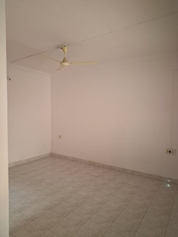 Room, b-u-bhandari-rakshak-nagar 1 Bedroom 550 Sq.Ft. Apartment In Kharadi Pune 9765840
