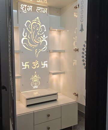 Bathroom in 2 BHK Builder Floor at Lucky The Palm Valley, Sector 1 Greater Noida – for Sale