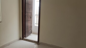 Room in 2 BHK Apartment at SVS Ample Homes, Chanda Nagar – for Sale