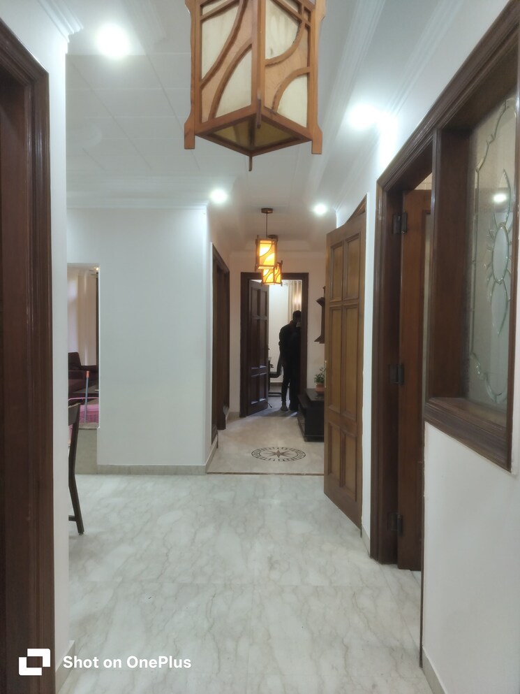 undefined, vasant vihar 3 Bedroom 2250 Sq.Ft. Builder Floor In Vasant Vihar Delhi 9765898