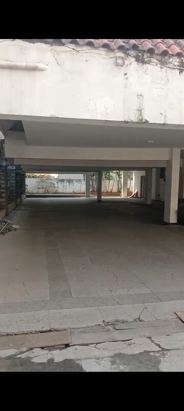 Parking in 6+ BHK Independent House at Jubilee Hills – for Rent