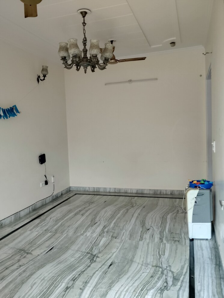 Bathroom, sector 16 2 Bedroom 1440 Sq.Ft. Builder Floor In Sector 16 Faridabad 9765967