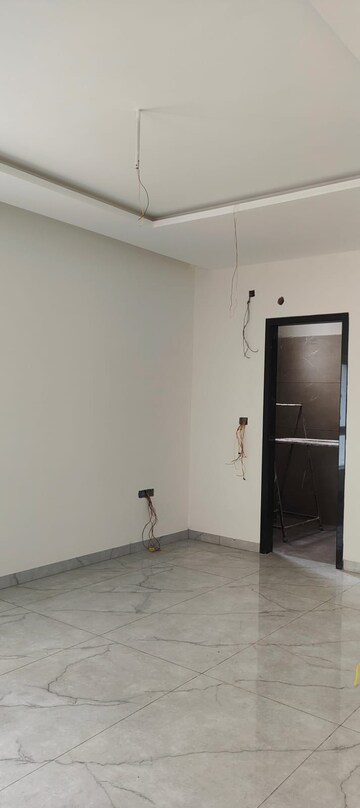 Room in 2 BHK Apartment at Signature Krishna Affinity, Attapur – for Sale