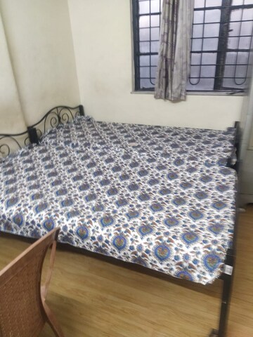 Bedroom in 2 BHK Apartment at Bhawani Park, Aundh – for Rent
