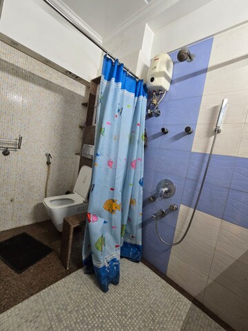 Team Area in 3 BHK Apartment at Goregaon West View CHS, Goregaon West – for Rent