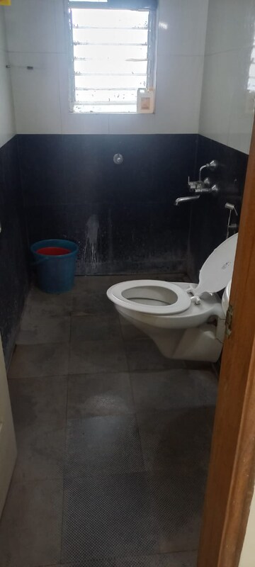 Master Bedroom in 2 BHK Apartment at Kundan Prerna, Bopodi – for Rent