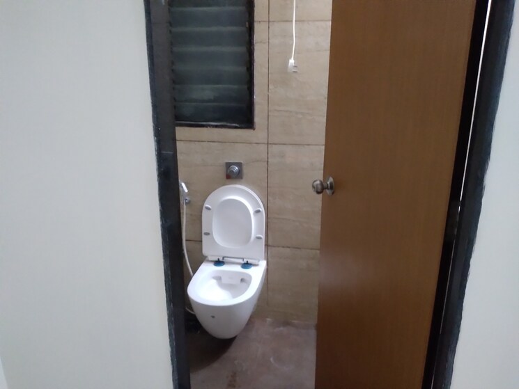 Bathroom, chandak-34-park-estate 1 Bedroom 391 Sq.Ft. Apartment In Goregaon West Mumbai 9766062