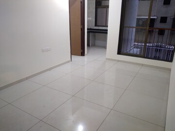 Room in 1 BHK Apartment at Chandak 34 Park Estate, Goregaon West – for Sale