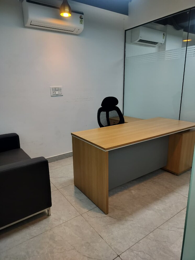 Team Area, sector 2 Commercial Office Space 2500 Sq.Ft. In Sector 2 Noida 9766065