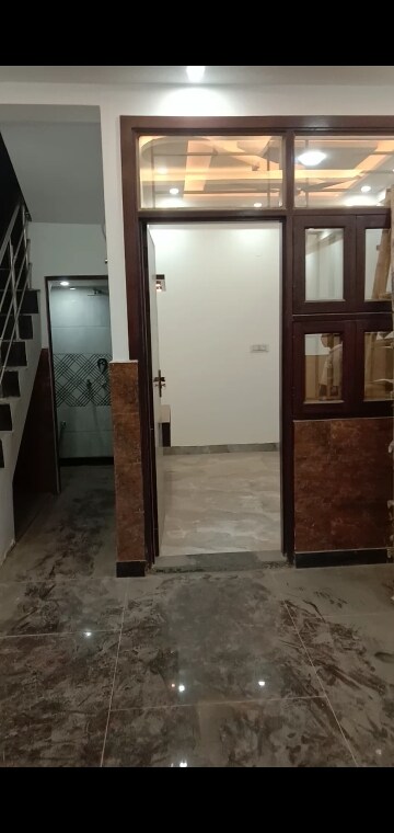 Room in 2 BHK Independent House at Dwarka Mor – for Sale
