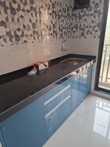 1 BHK Apartment For Rent in Raj Residency Kasarvadavali, Kasarvadavali