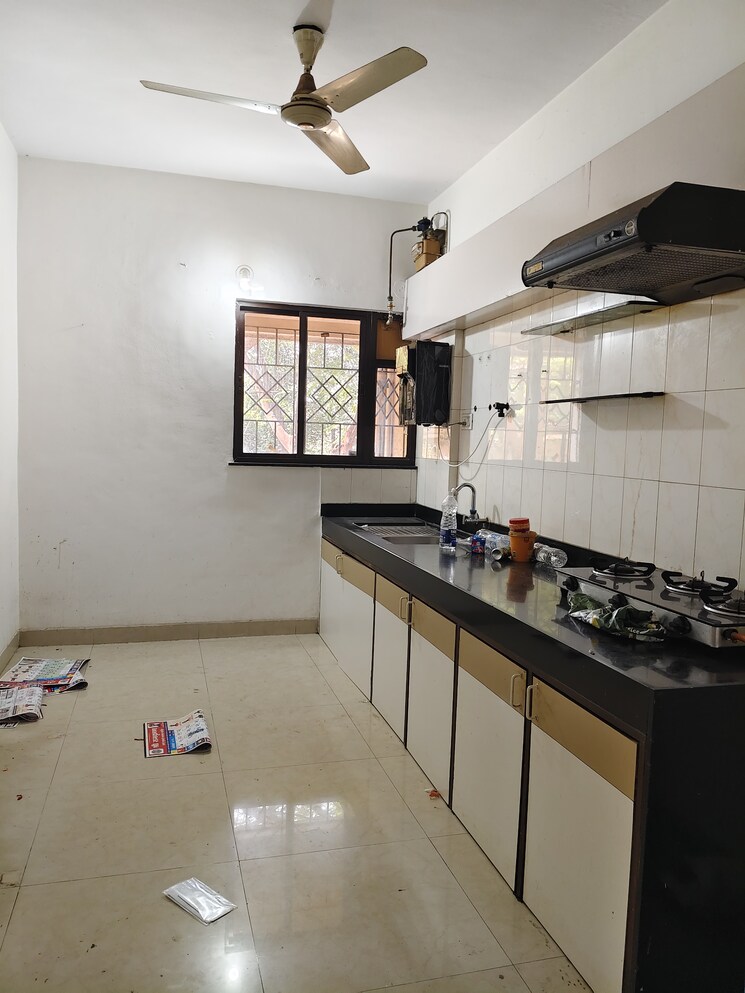 Kitchen, atul-leela-garden 3.5 Bedroom 1800 Sq.Ft. Apartment In Kalyani Nagar Pune 9766143
