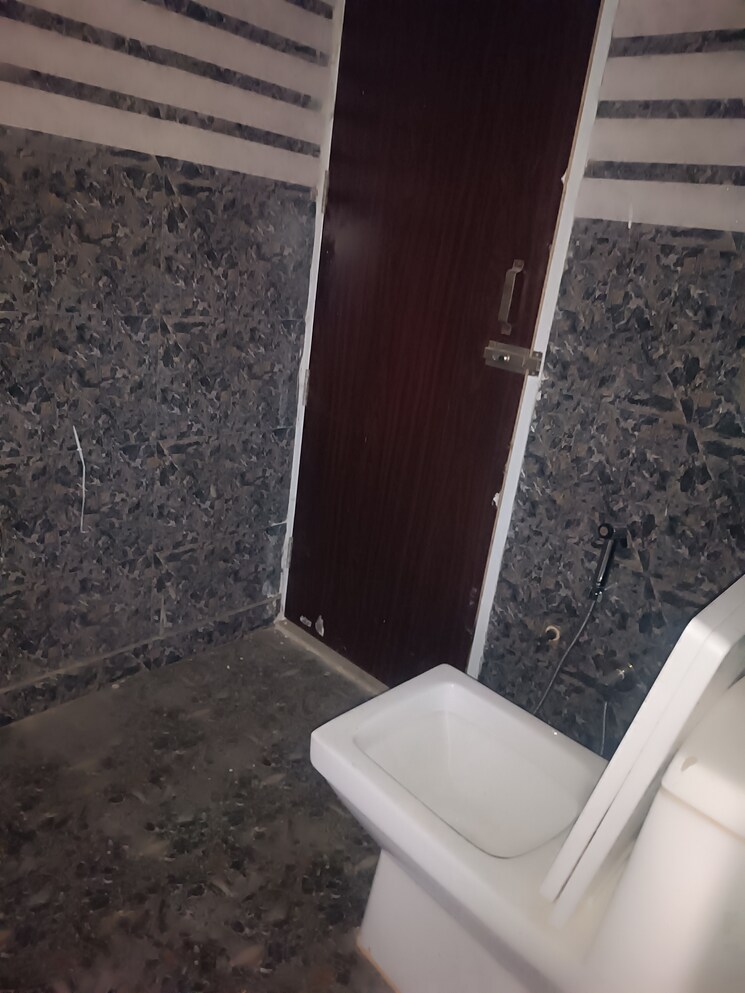 Bathroom, modipuram 3 Bedroom 102 Sq.Yd. Independent House In Modipuram Meerut 9766169