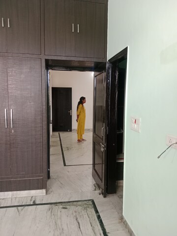 Building Lobby in 3 BHK Builder Floor at Sector 13 – for Rent