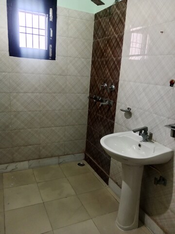 Bathroom in 3 BHK Builder Floor at Sector 13 – for Rent