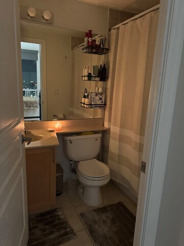 Bathroom in 3 BHK Apartment at Chandak Shreeraj Realty, Worli – for Rent