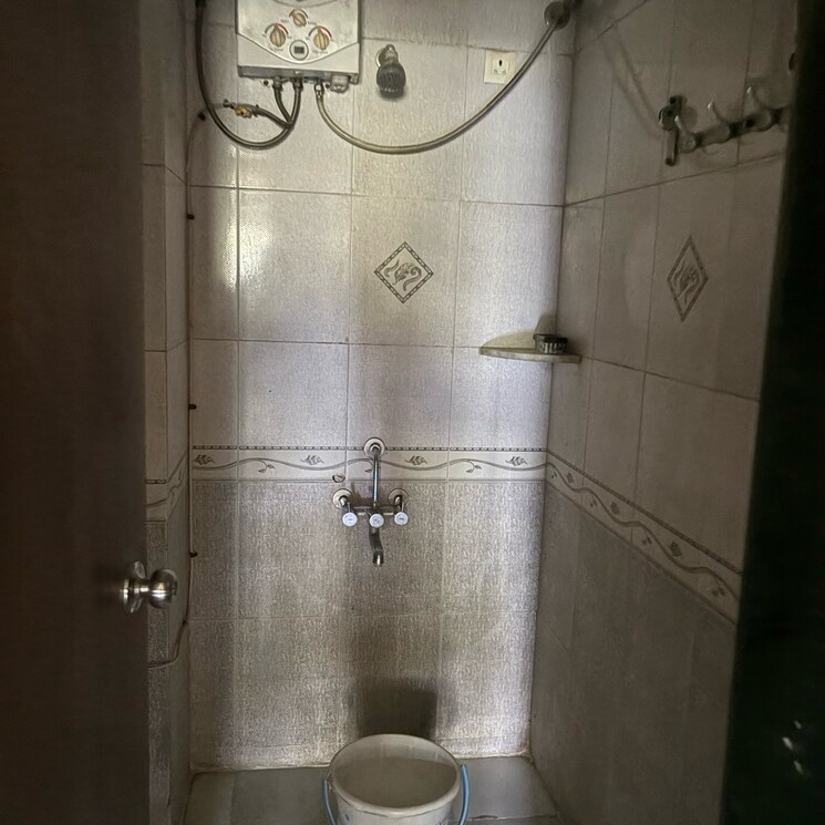 Bathroom, raheja-gardens 1 Bedroom 540 Sq.Ft. Apartment In Netaji Nagar Pune 9766232