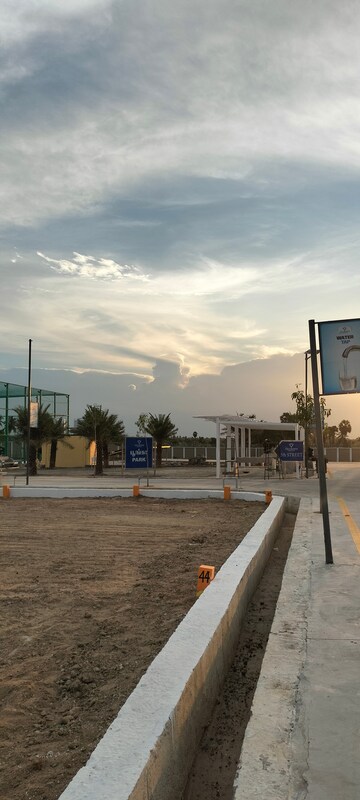 Plot – Exterior View View at Pudukkottai nh - for Sale