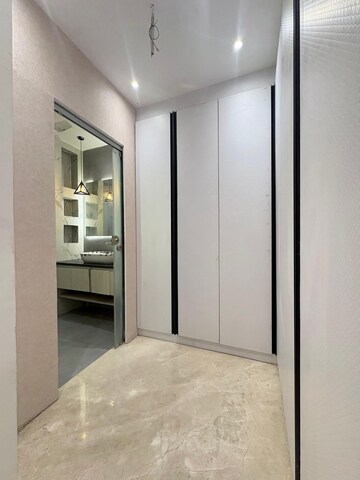 Room in 3 BHK Apartment at Tashee Capital Gateway, Sector 111 – for Rent