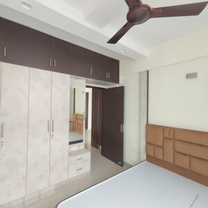 Room in 3.5 BHK Apartment at Godrej Eternity, Jyotipuram – for Rent