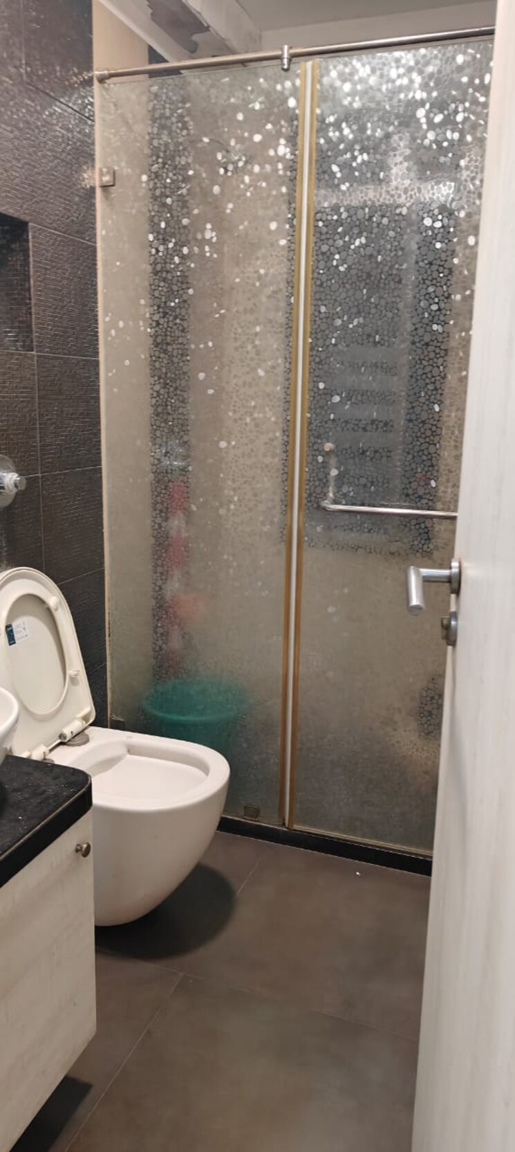 Bathroom, divine-aspen-garden 2 Bedroom 755 Sq.Ft. Apartment In Goregaon East Mumbai 9766289