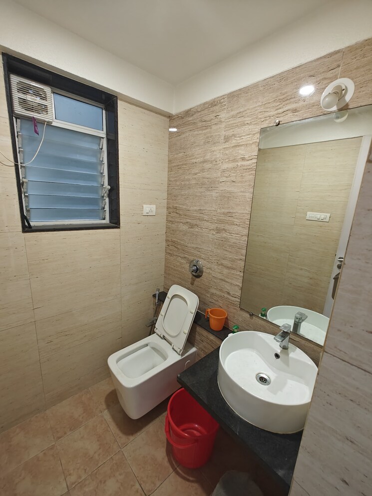 Bathroom, aspen-park 2 Bedroom 593 Sq.Ft. Apartment In Goregaon East Mumbai 9766313