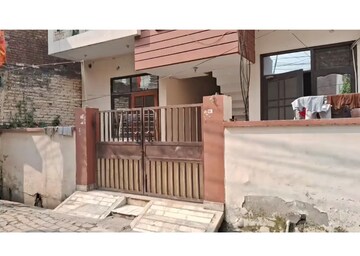 2.5 BHK Builder Floor – Exterior View View at Gupta Colony - for Sale