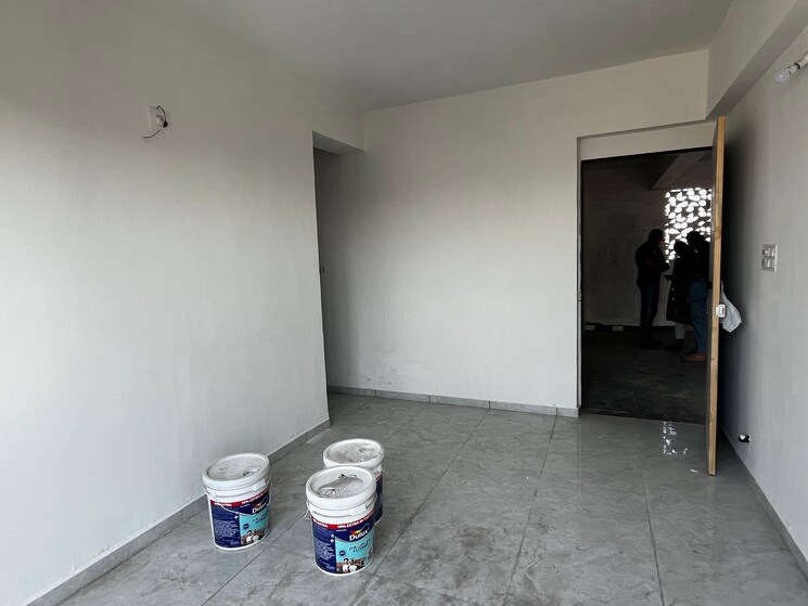  Parking, adajan 1 Bedroom 620 Sq.Ft. Apartment In Adajan Surat 9766576