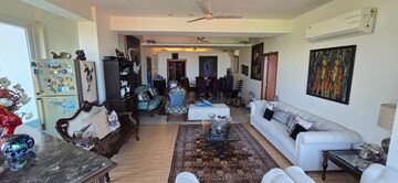 Parking in 3 BHK Apartment at Sea Belle Apartment, Malabar Hill – for Rent