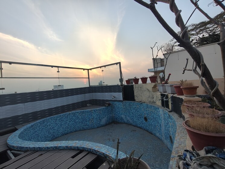 Swimming Pool, vip road 3 Bedroom 1960 Sq.Ft. Apartment In Vip Road Zirakpur 9766605