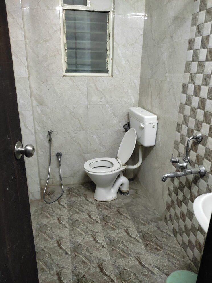 Bathroom, om-apartment-sus 1 Bedroom 500 Sq.Ft. Apartment In Sus Pune 9766655