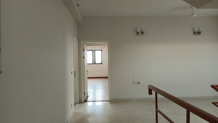 Room, emaar-the-palm-drive-the-premier-terraces 4 Bedroom 4050 Sq.Ft. Penthouse In Sector 66 Gurgaon 9766659