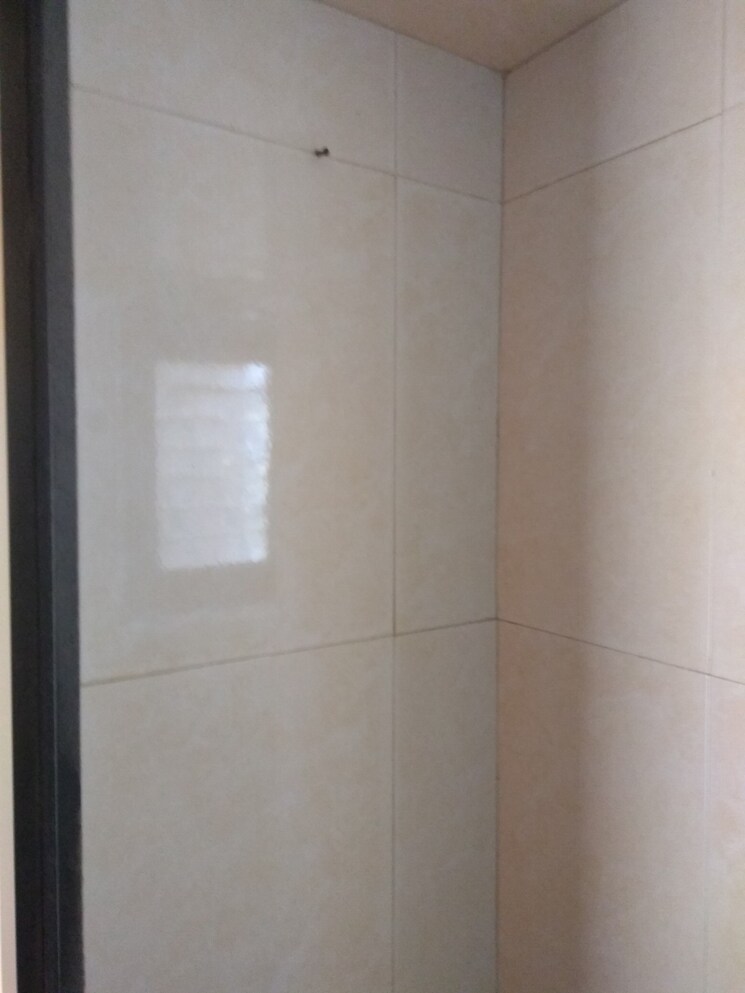 Bathroom, shapoorji-pallonji-siennaa 4 Bedroom 1875 Sq.Ft. Apartment In Kandivali East Mumbai 9766661