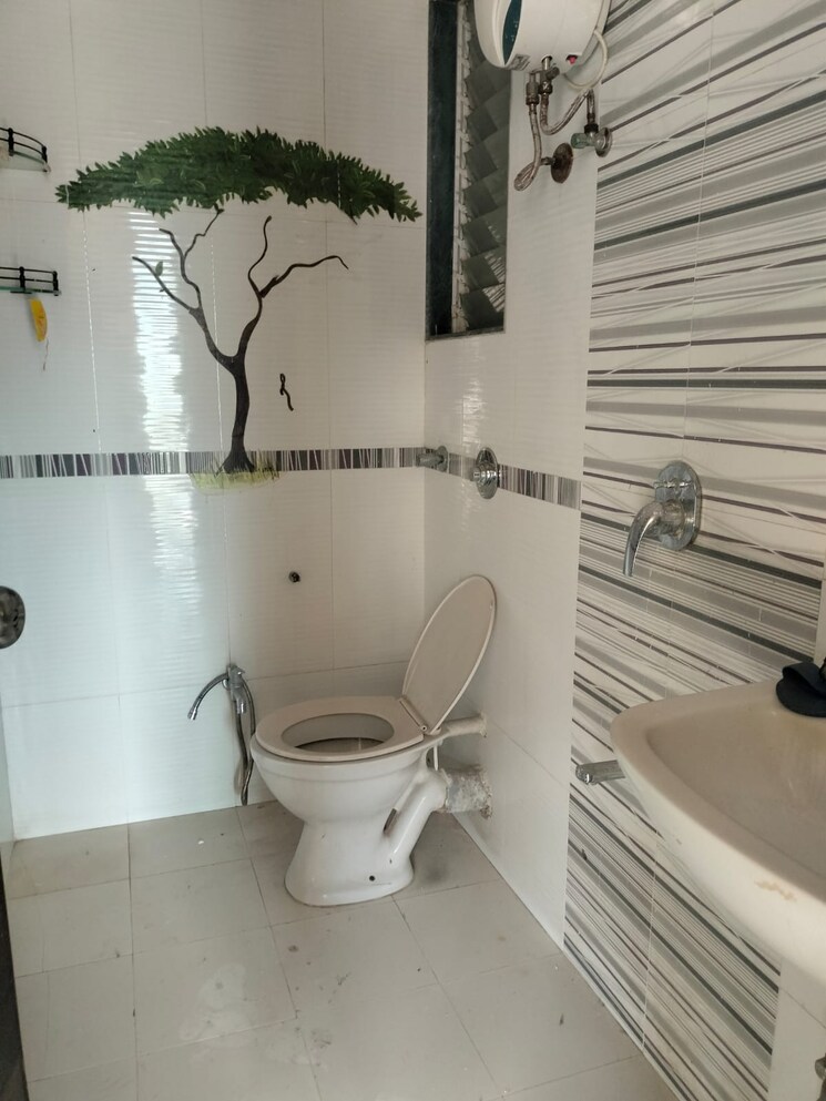 Bathroom, mahavir-kalpavruksha 1 Bedroom 460 Sq.Ft. Apartment In Ghodbunder Road Thane 9766700