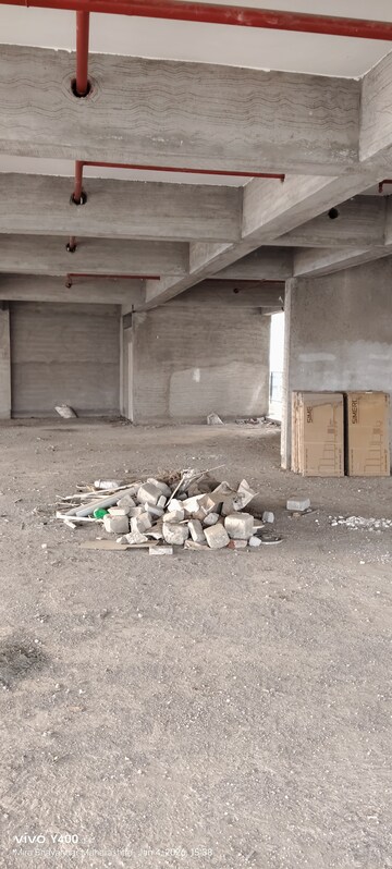 Parking in  Showroom at Omkar Enclave Bhayander, Bhayandar West – for Rent