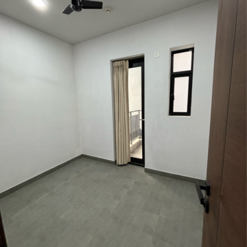 Room in 3 BHK Apartment at Krisumi Waterfall Residences, Sihi – for Rent