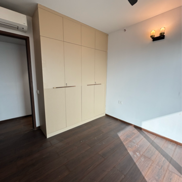 Room in 3 BHK Apartment at Krisumi Waterfall Residences, Sihi – for Rent