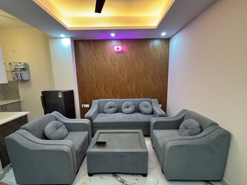 Team Area in 3 BHK Builder Floor at Ansal Sushant Apartments, Sushant Lok I – for Rent