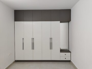 Room in 3 BHK Apartment at Technopolis Solitaire Elite, Madinaguda – for Rent