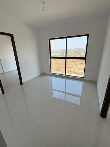 Room in 1 BHK Apartment at Lodha Palava Crown, Dombivli East – for Rent