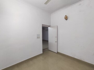 Room in 3 BHK Builder Floor at Chattarpur – for Sale