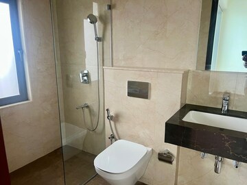 Bathroom in 3 BHK Apartment at Piramal Mahalaxmi, Mahalaxmi – for Rent