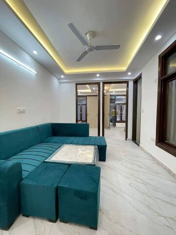 2 BHK Builder Floor For Rent in Saket