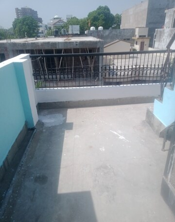 Balcony in 1 BHK Villa at Aliganj – for Rent