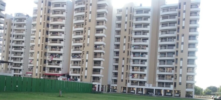Cover Image, sunshine-enclave 2 Bedroom 1500 Sq.Ft. Apartment In Vip Road Zirakpur 9766977