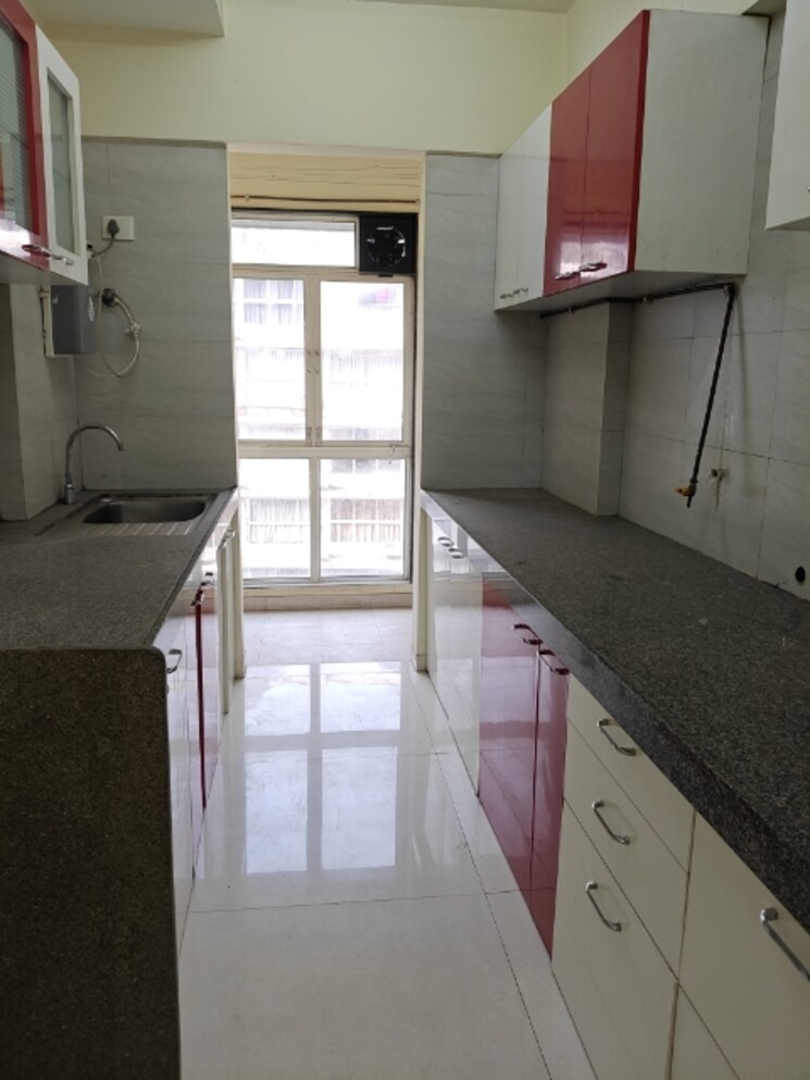 Kitchen, godrej-central 2 Bedroom 754 Sq.Ft. Apartment In Chembur Mumbai 9767018