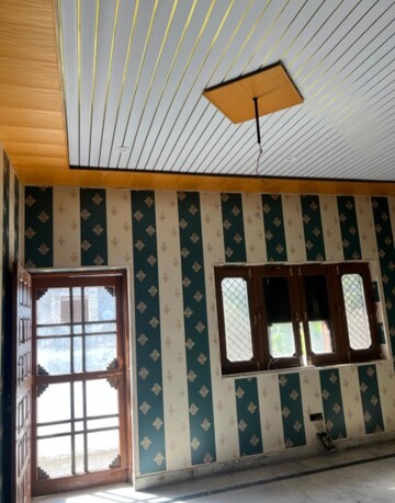 2 BHK Villa For Rent in Aliganj