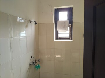 Bathroom in 3 BHK Builder Floor at Green Fields Colony – for Rent