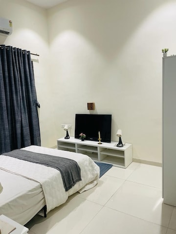 Bedroom in 2 BHK Apartment at Adityaraj Majestic, Chembur – for Sale