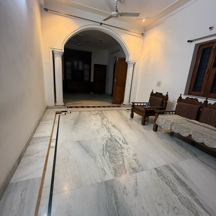 Cover Image, sector 23 2 Bedroom 360 Sq.Ft. Builder Floor In Sector 23 Gurgaon 9767114